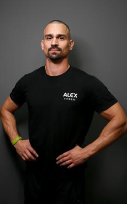 Инструктор групповых программ Попов Антон