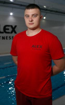 Инструктор водных программ Гусев Ростислав