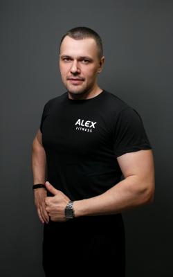 Инструктор тренажерного зала Слободенюк Владимир