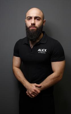 Инструктор тренажерного зала Акифьев Олег